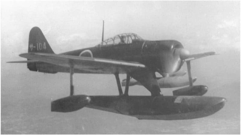 大日本帝国海軍連合艦隊の航空機【二式水上戦闘機】